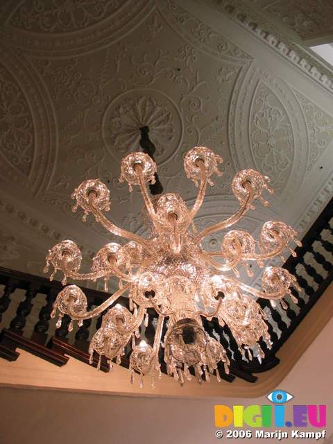 16016 Chandelier in Powerscourt Centre
